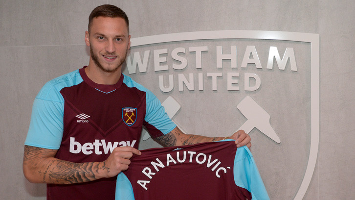 ArnautovicShirt_2_726.jpg