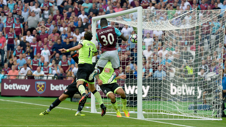 Michail Antonio scores the first Premier League goal in London Stadium history