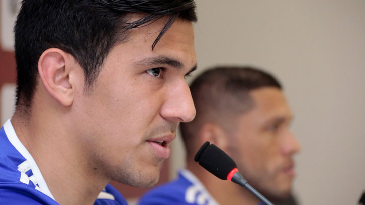 Fabian Balbuena talks to the Paraguayan media
