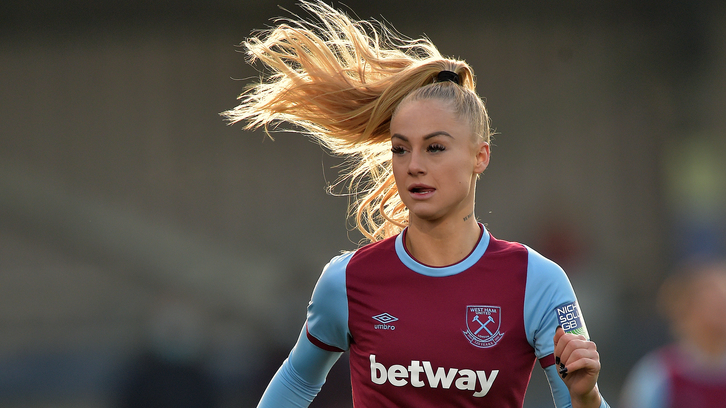 Alisha Lehmann joins Everton on loan | West Ham United