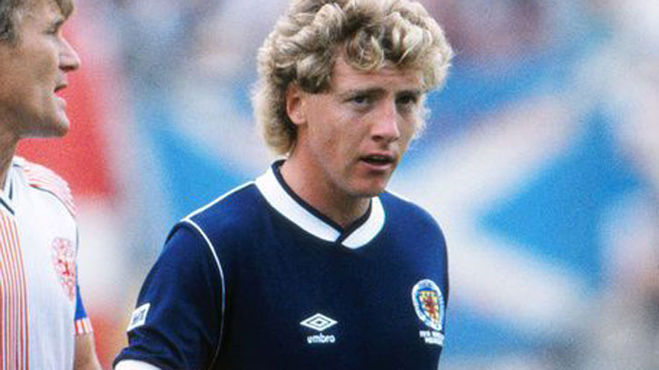 Frank McAvennie in action for Scotland against Denmark at the 1986 FIFA World Cup finals