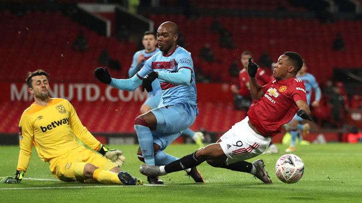 Angelo Ogbonna in action