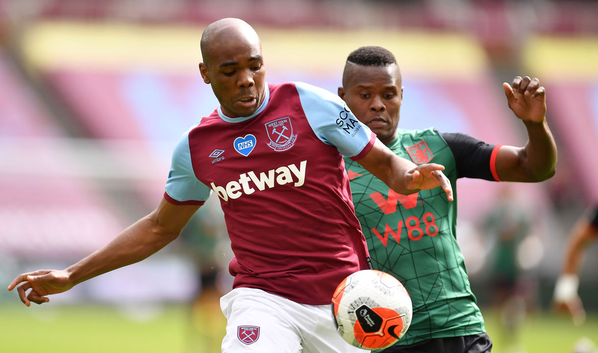 Angelo Ogbonna battles with Mbwana Samatta