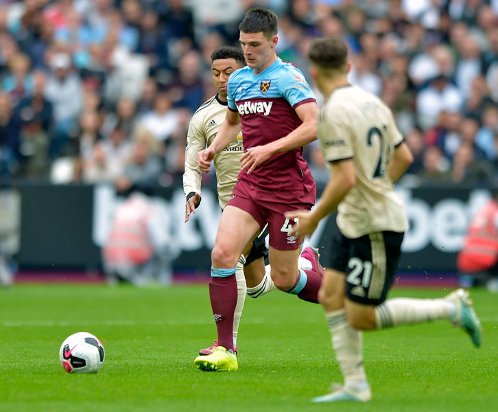 Declan Rice in action against Manchester United