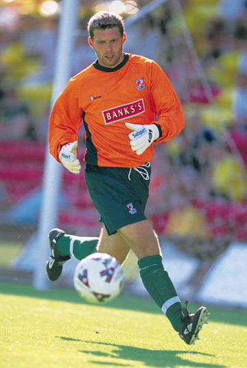 Jimmy Walker plays for Walsall in 2001